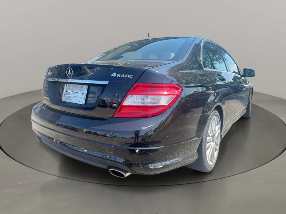 Mercedes-Benz C-Class 2011 photo 5
