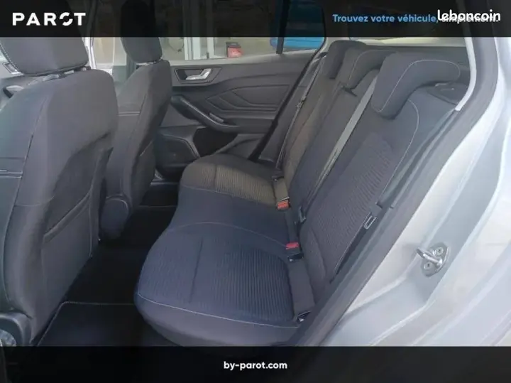 Ford Focus 2025 photo 4