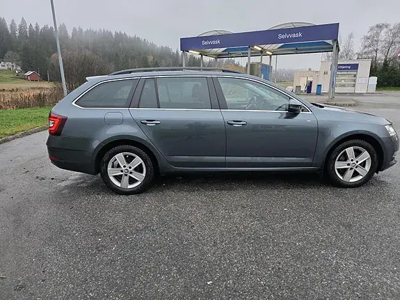Skoda Octavia 2018 photo 5