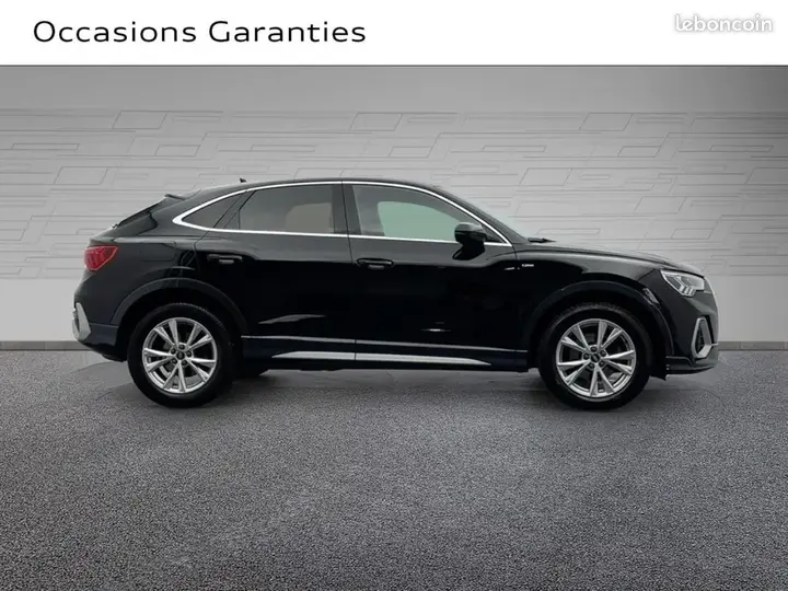 Audi Q3 2023 photo 5