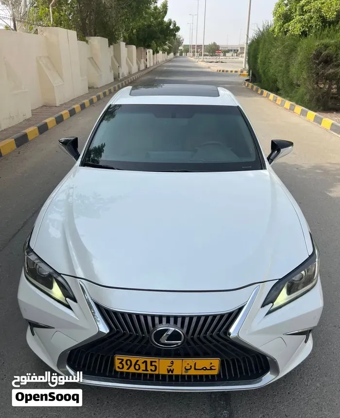 Lexus Es 350 2019 photo 4