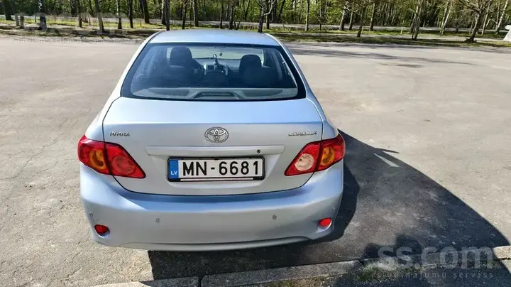 Toyota Corolla 2010 photo 4