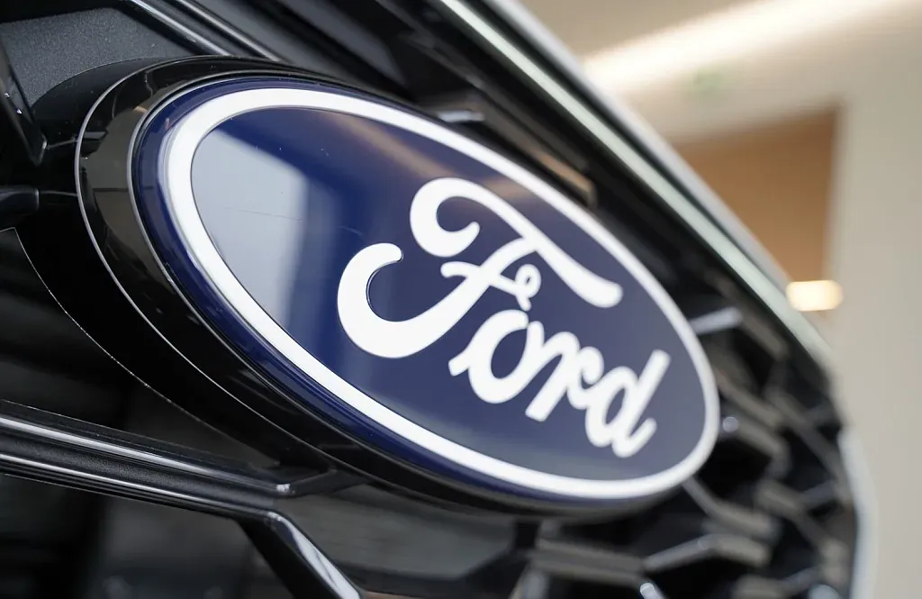 Ford Kuga 2025 photo 2