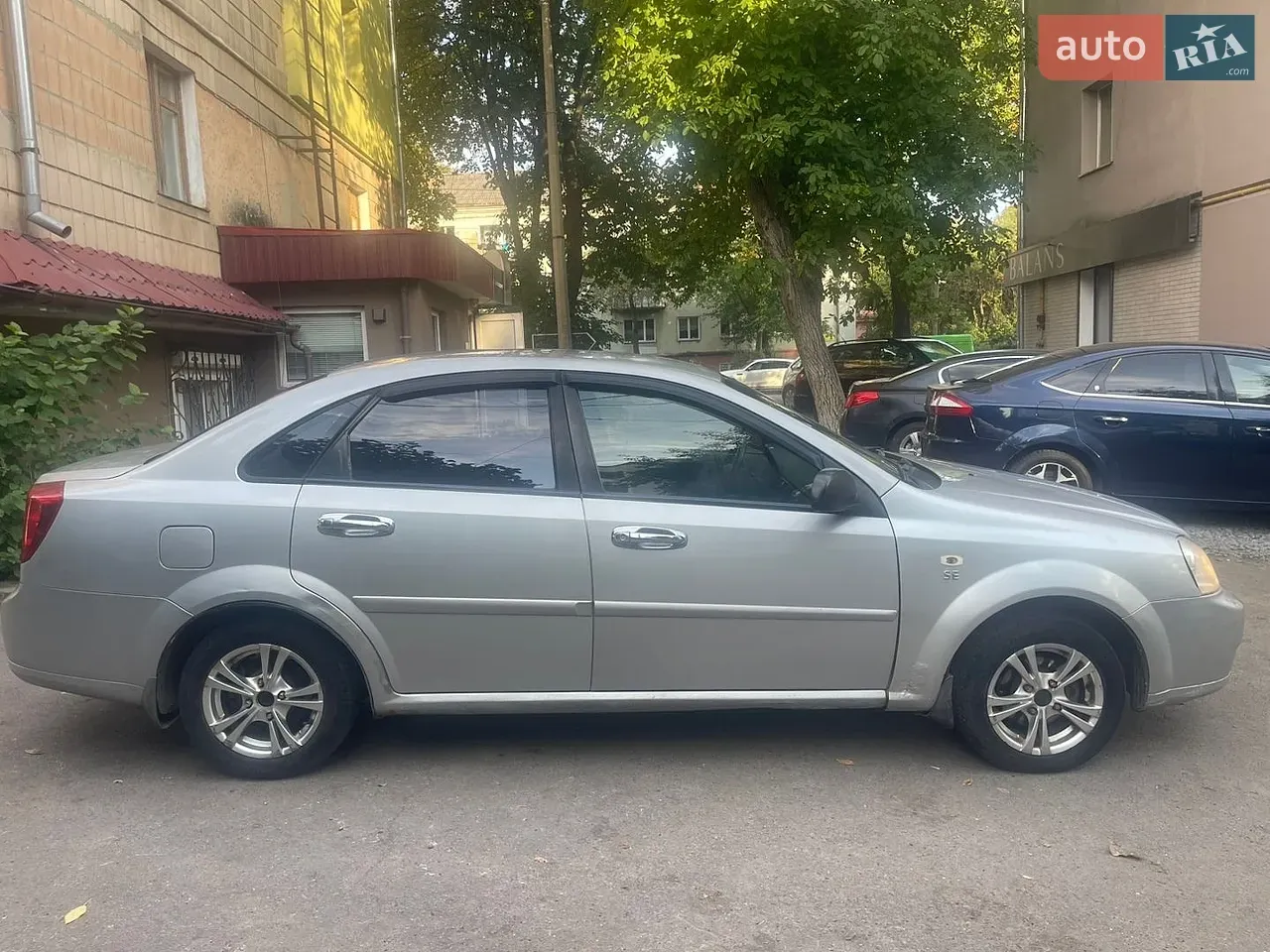 Chevrolet Lacetti 2004 photo 4