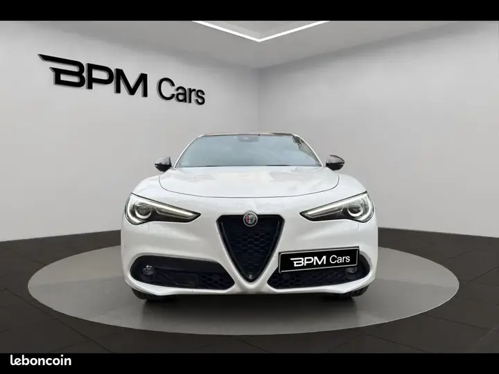 Alfa Romeo Stelvio 2022 photo 2