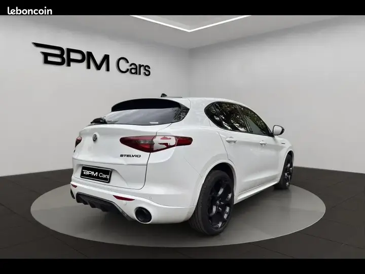 Alfa Romeo Stelvio 2022 photo 5