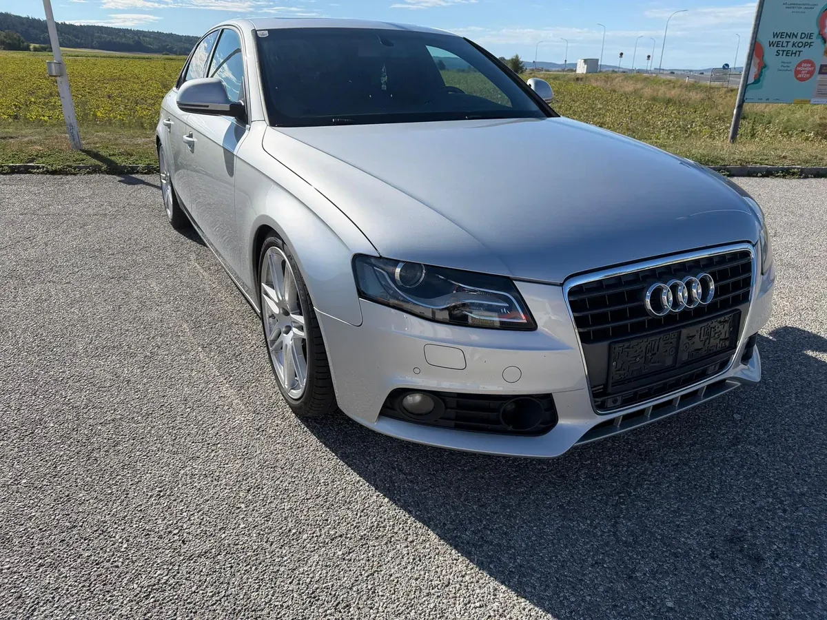 Audi A4 2008 photo 2