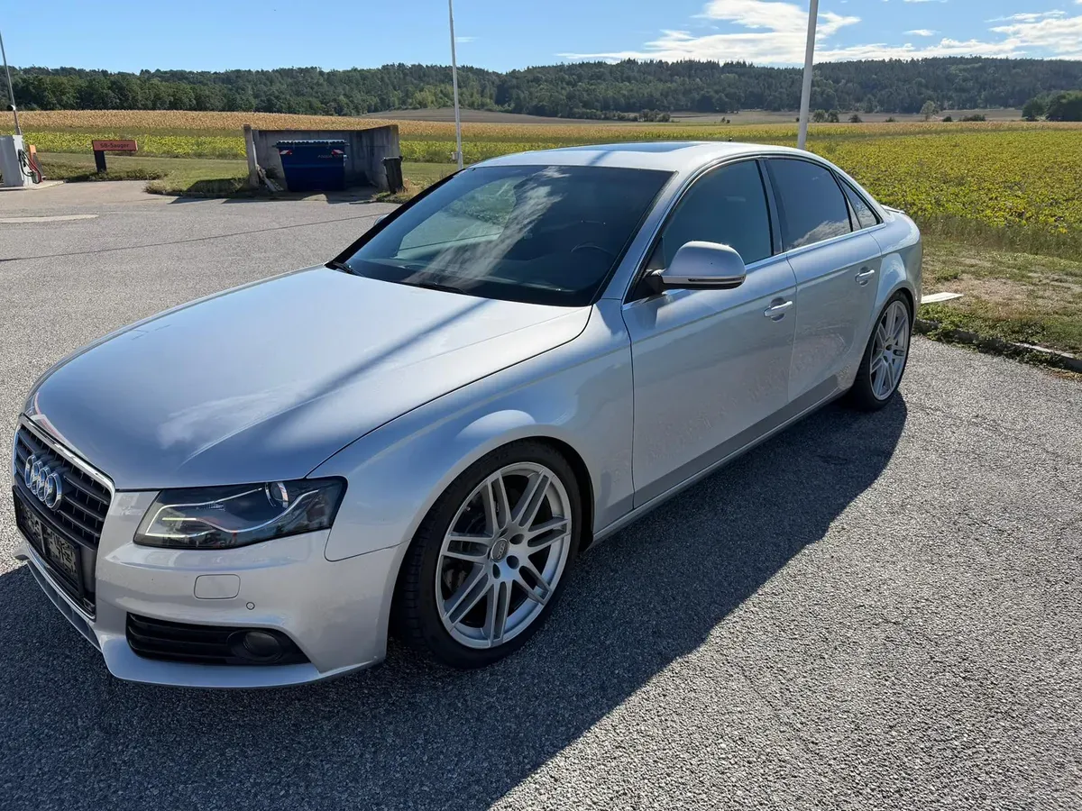 Audi A4 2008 photo 3