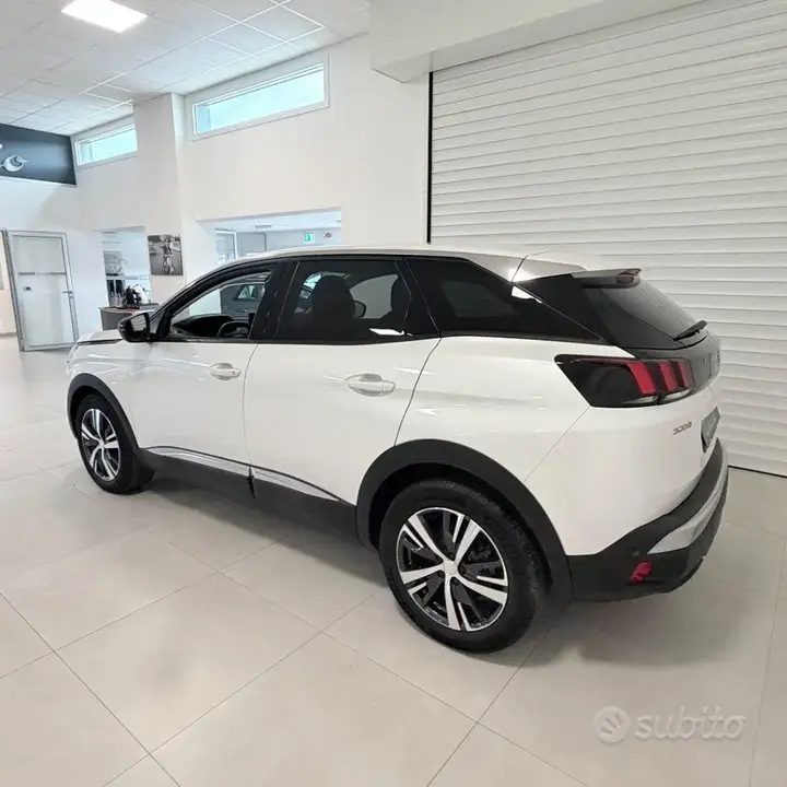Peugeot 3008 2023 photo 5