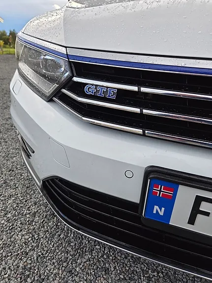 Volkswagen Passat 2018 photo 4