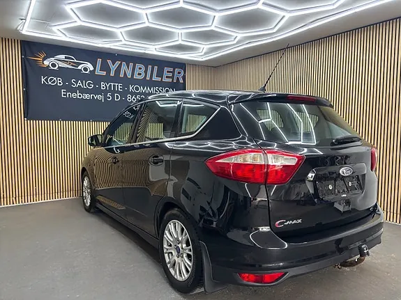 Ford C-Max 2011 photo 4