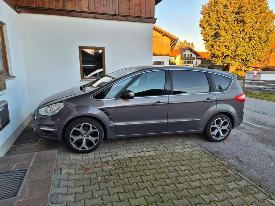 Ford S-Max