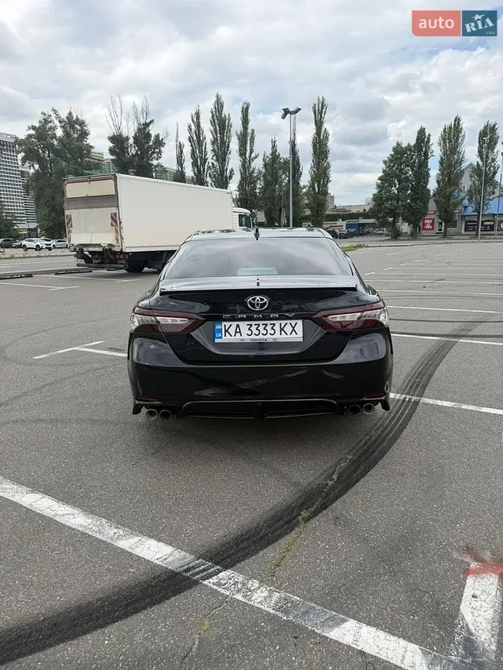 Toyota Camry 2017 photo 4