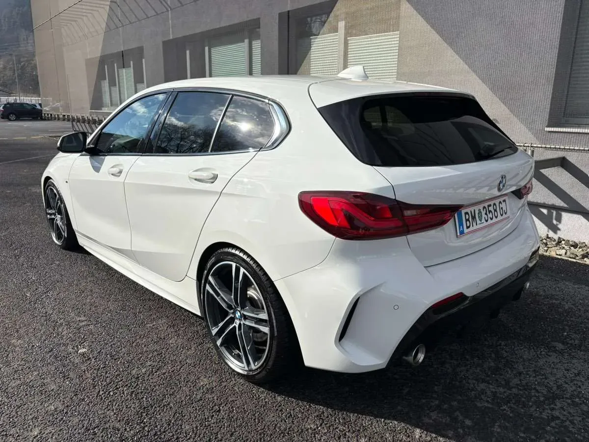 BMW 1 Series 2019 photo 3