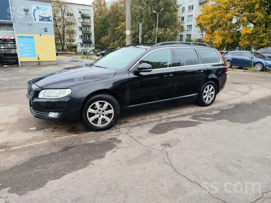 Volvo V70 2016 photo 2