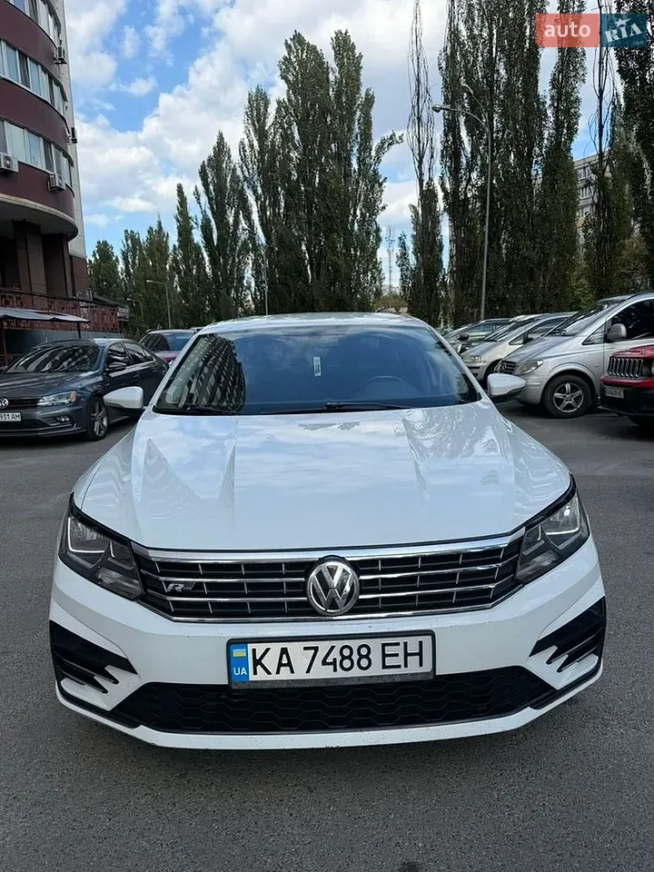 Volkswagen Passat 2017 photo 2