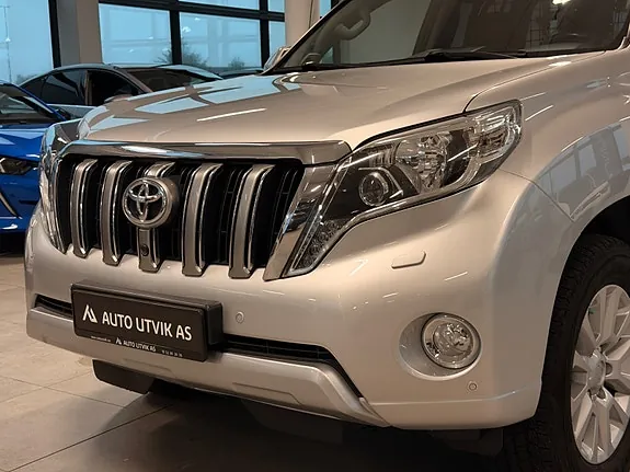 Toyota Land Cruiser 2015 photo 5