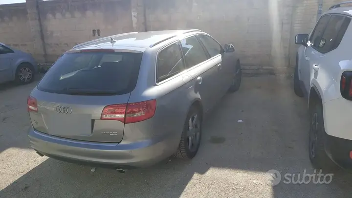 Audi A6 2010 photo 2