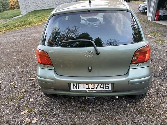 Toyota Yaris 2004 photo 5