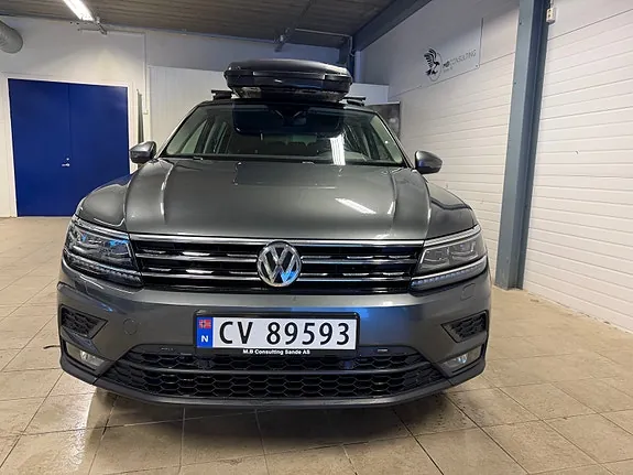 Volkswagen Tiguan 2018 photo 2