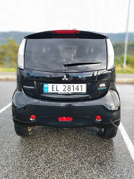 Mitsubishi I-Miev 2013 photo 4