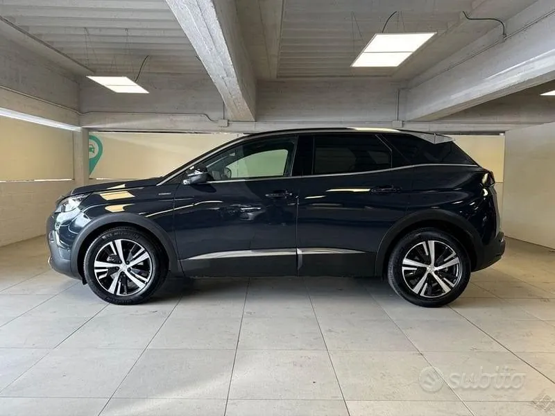 Peugeot 3008 2020 photo 2