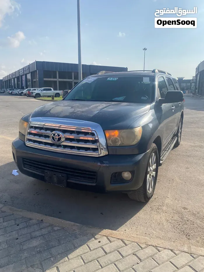 Toyota Sequoia 2008 photo 2