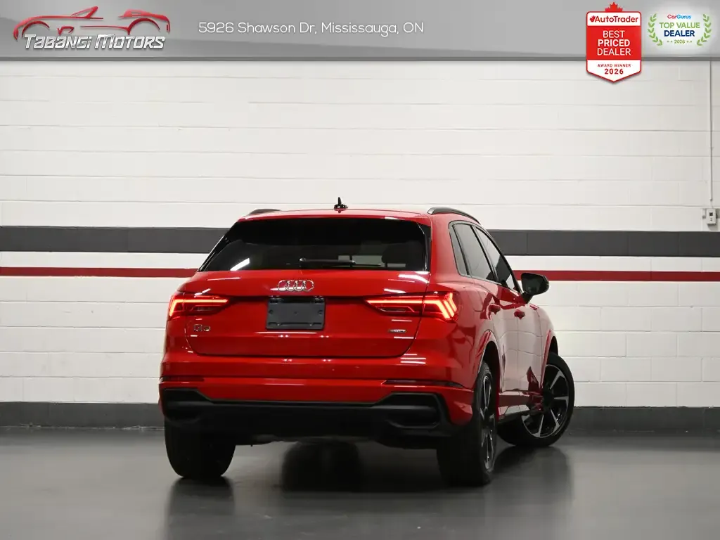 Audi Q3 2022 photo 2