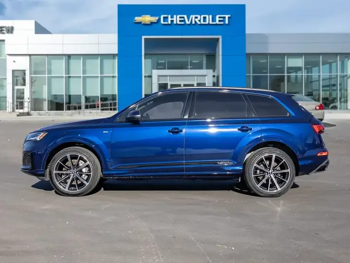Audi Q7 2023 photo 3