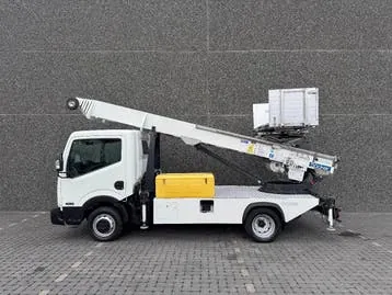 Nissan Cabstar