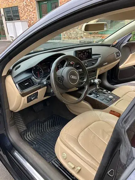 Audi A7 2011 photo 5