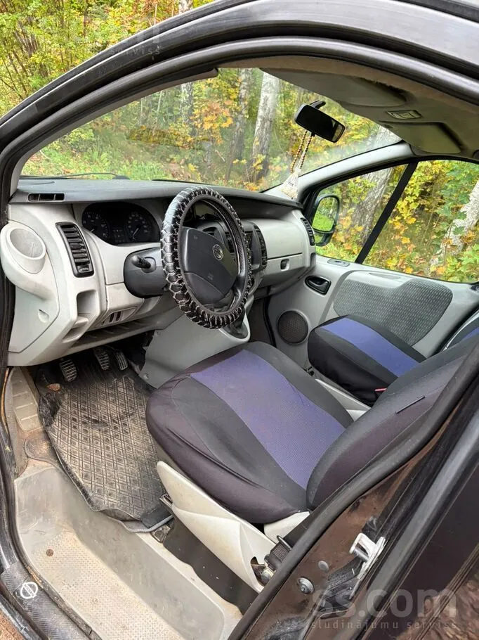 Nissan Primastar 2005 photo 4