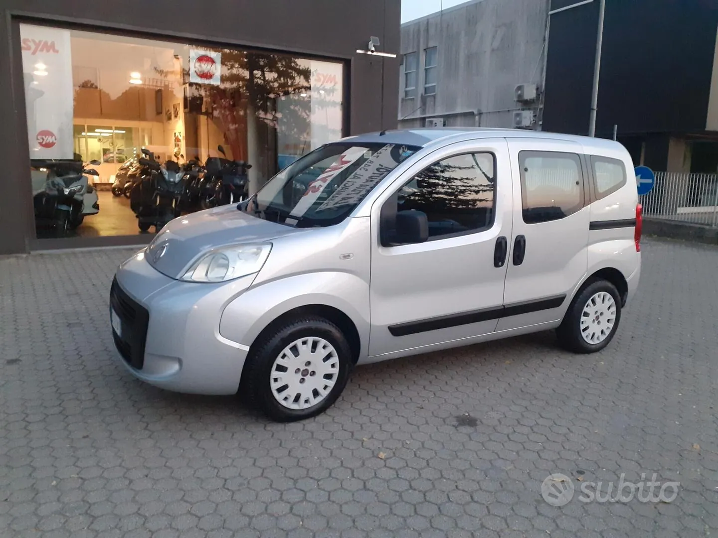 Fiat Qubo 2010 photo 2