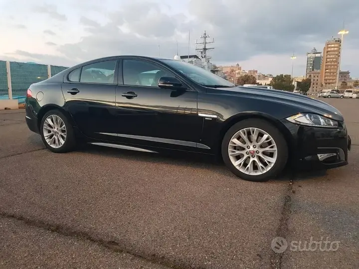 Jaguar Xf 2014 photo 4