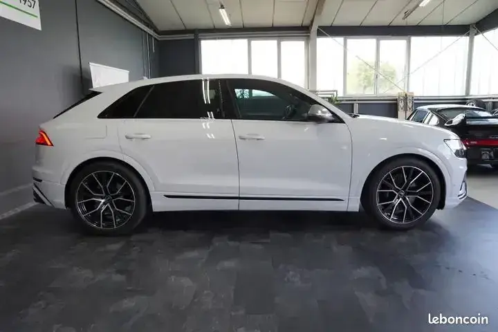 Audi Sq8 2022 photo 3