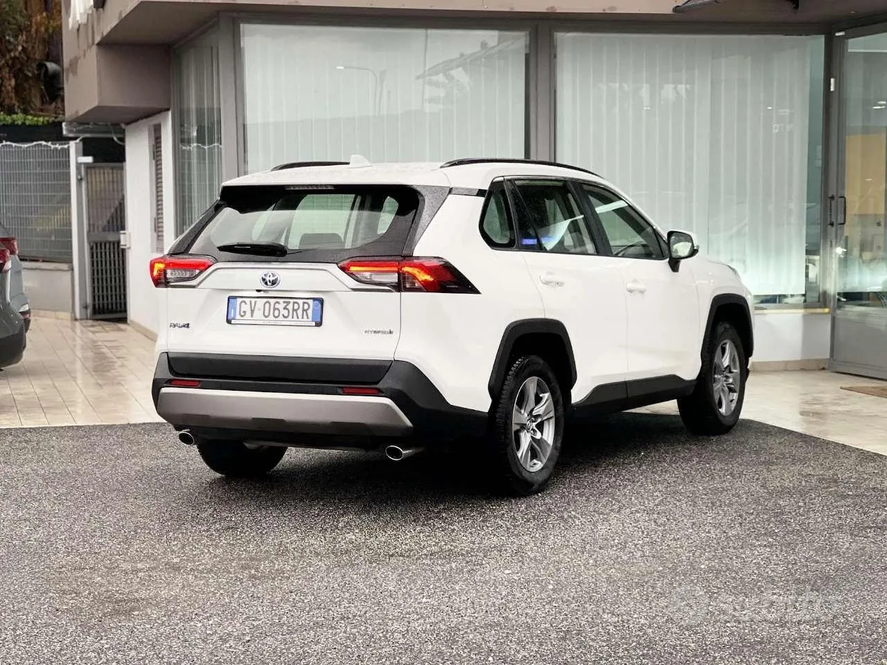 Toyota Rav4 2024 photo 5