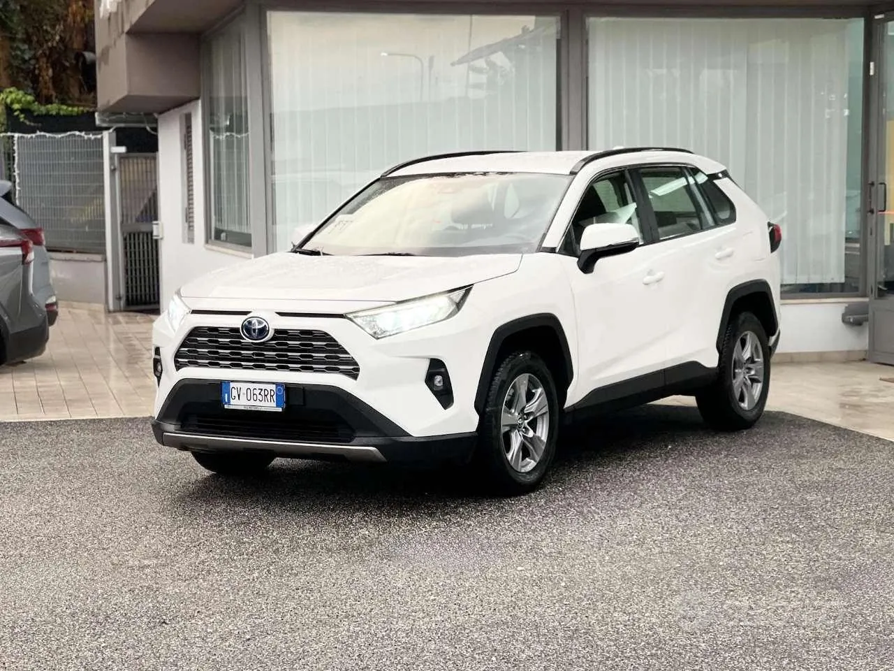 Toyota Rav4 2024 photo 3