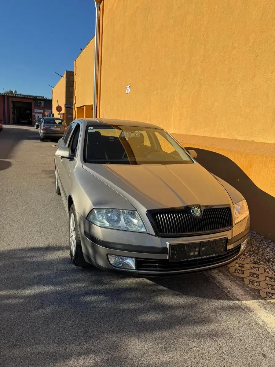 Skoda Octavia 2007 photo 3
