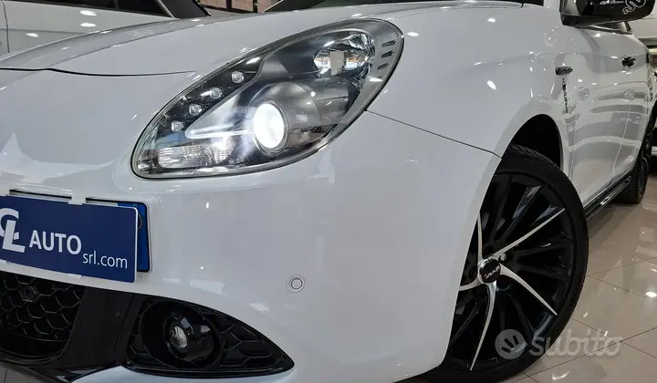 Alfa Romeo Giulietta 2017 photo 2