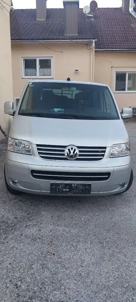 Volkswagen T5