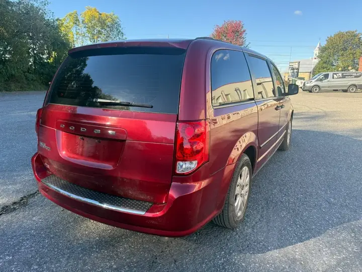 Dodge Grand Caravan 2015 photo 4