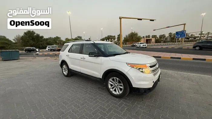 Ford Explorer 2012 photo 4