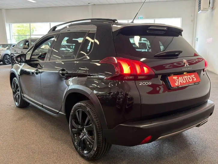 Peugeot 2008 2017 photo 3
