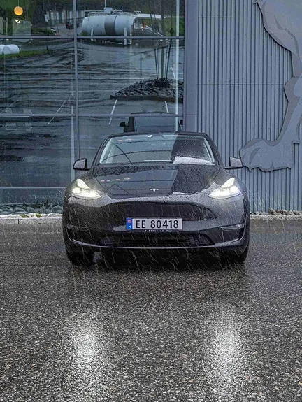 Tesla Model Y 2022 photo 5