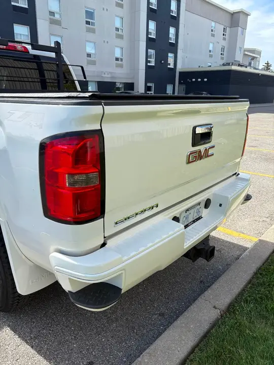 GMC Sierra 2500Hd 2015 photo 3