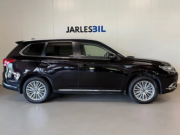 Mitsubishi Outlander 2021 photo 2
