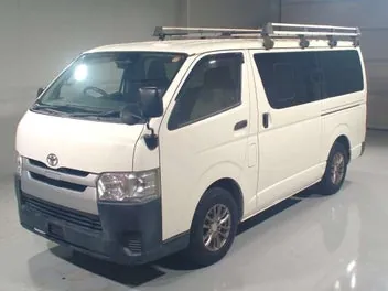 Toyota Hiace 2018 photo 2