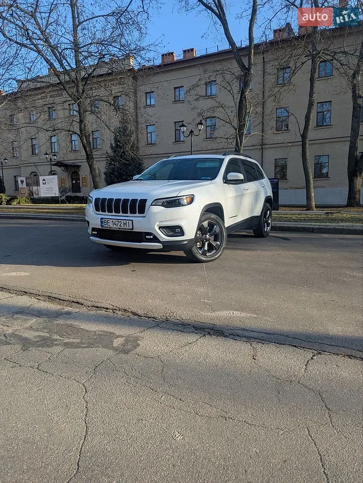 Jeep Cherokee 2021 photo 2