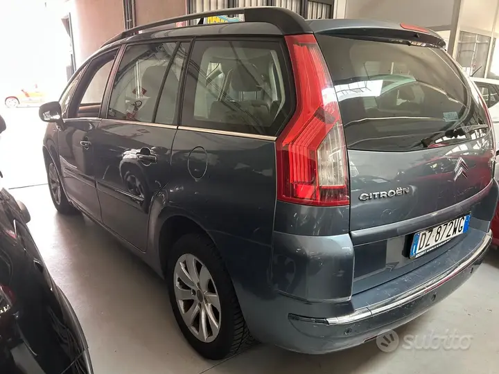 Citroen C4 Grand Picasso 2010 photo 3