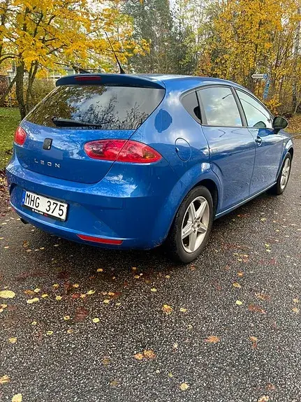 Seat Leon 2012 photo 4